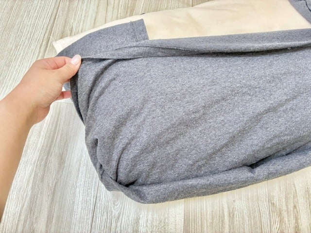 裏返す
