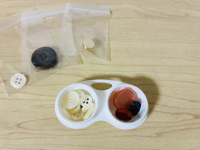 予備のボタンの保管