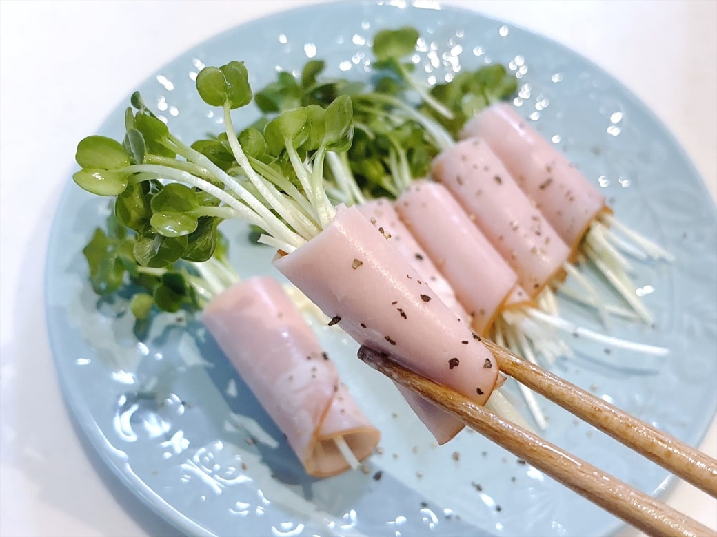 かいわれ大根の辛味がマヨネーズでマイルドに