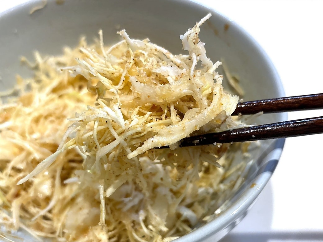 にんにくの風味が食欲そそる