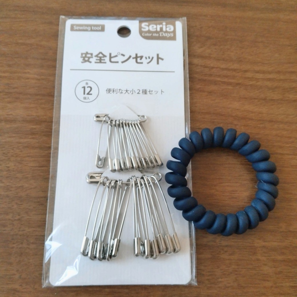 ヘアゴムとピン