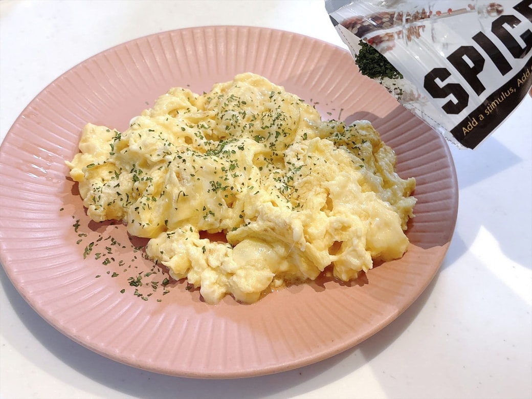 できあがったスクランブルエッグ