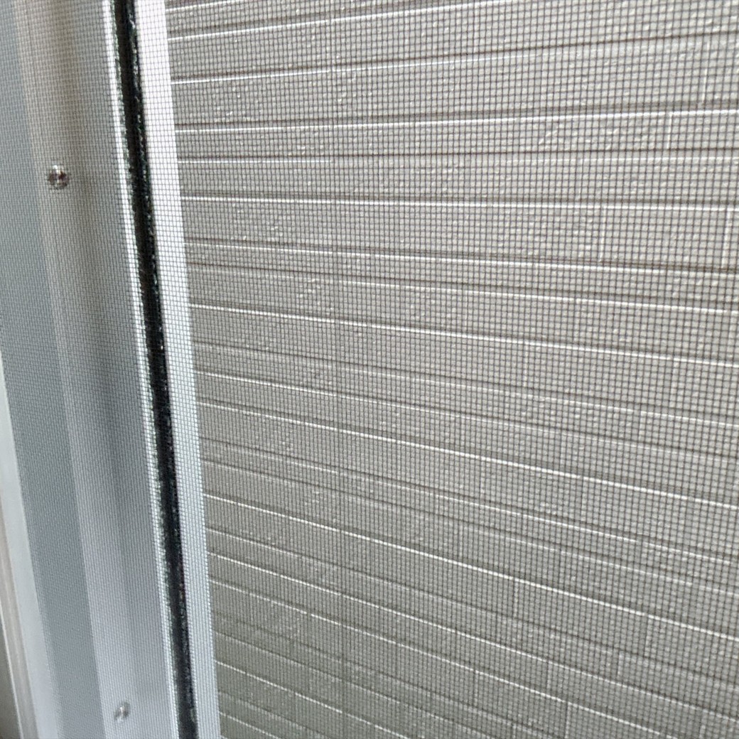 網戸掃除のコツとは……?