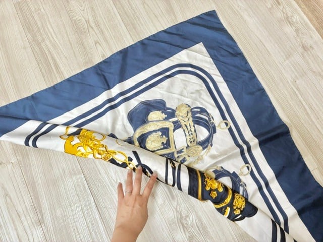 巻く