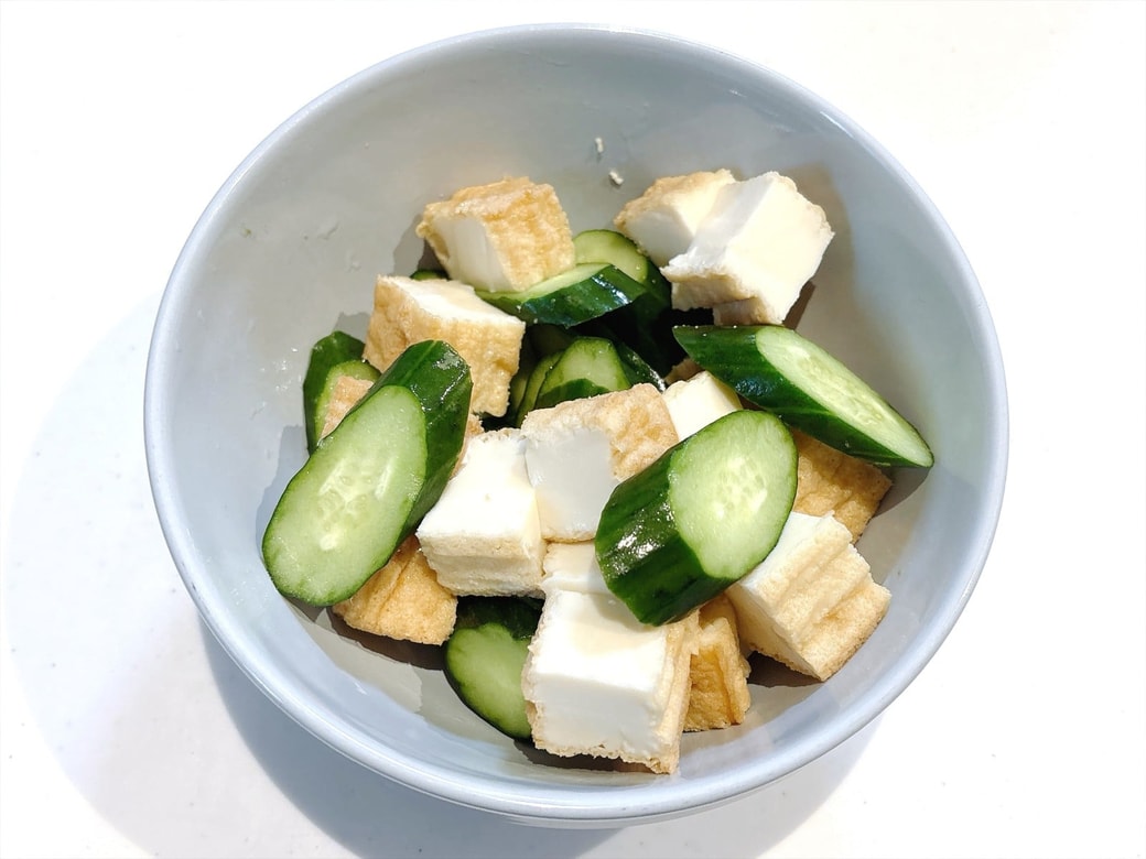 厚揚げは、加熱せずに食べられるものを使う