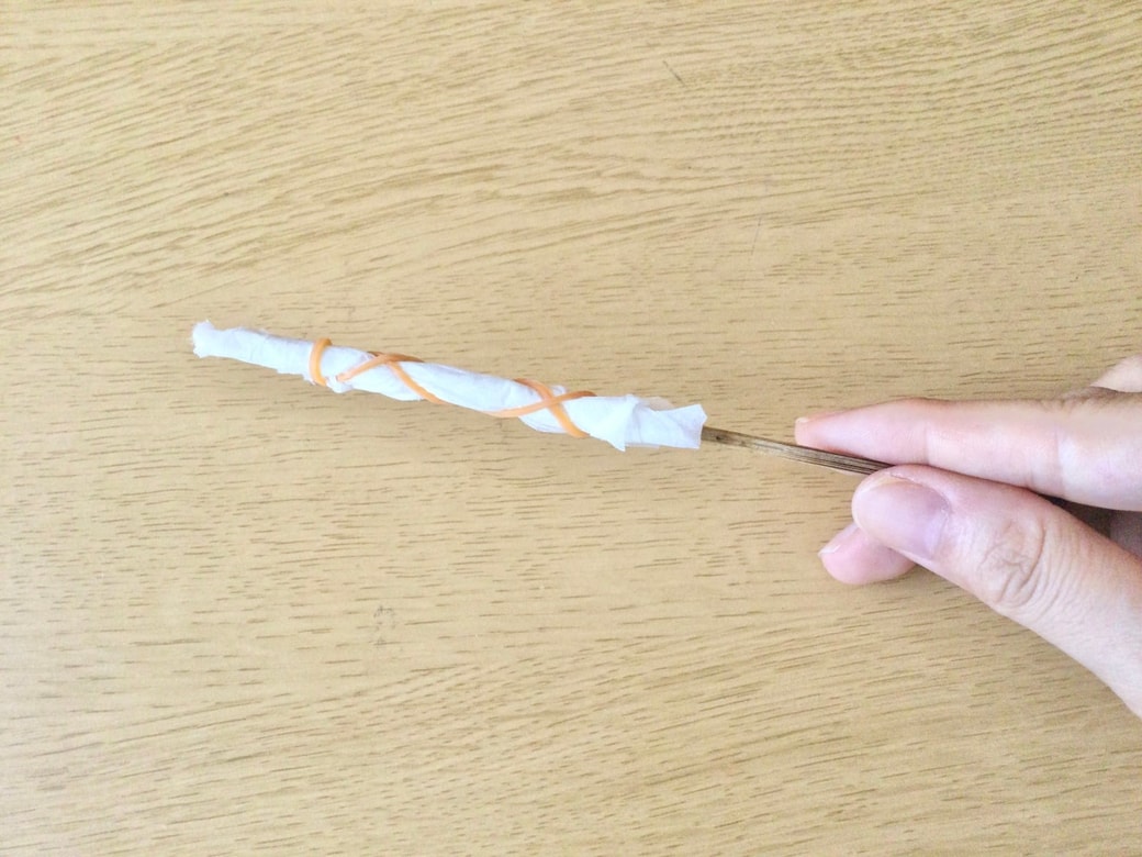 竹串で作ったお掃除棒