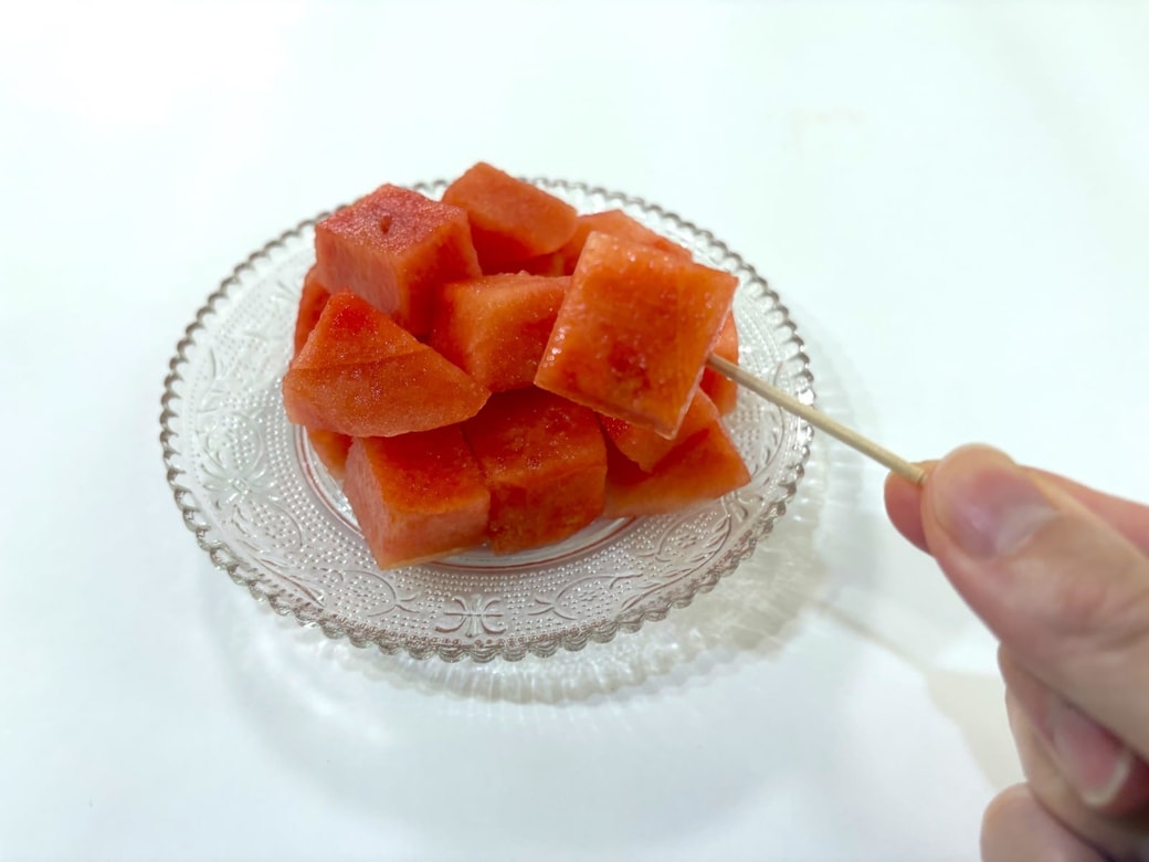 サイコロ状にすることで食べやすさアップ