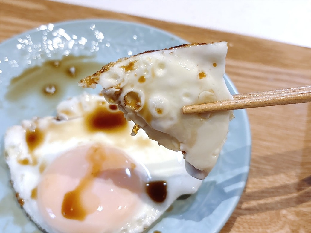 ウスターソースのキリッとした味わいが引き立つ