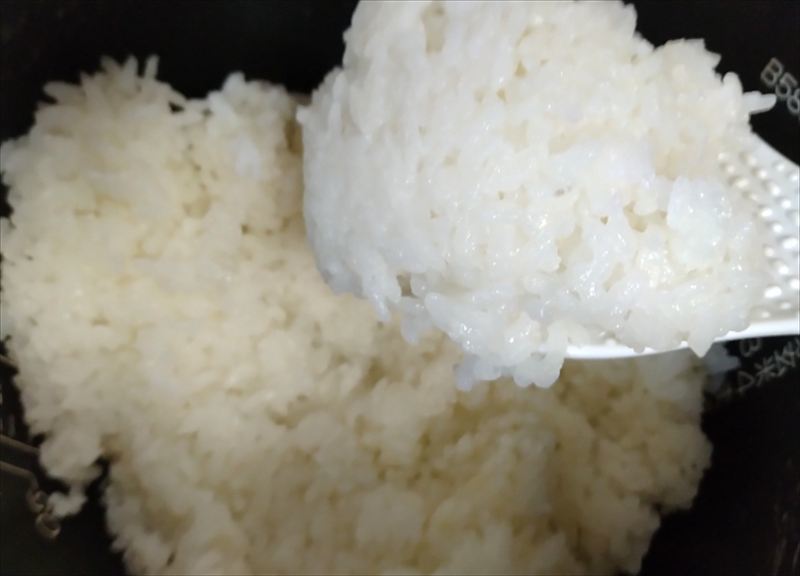 しゃもじでよそうところ