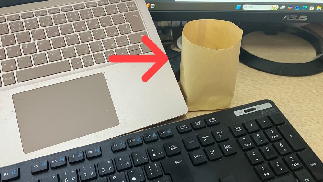 自立した封筒(卓上ゴミ箱)