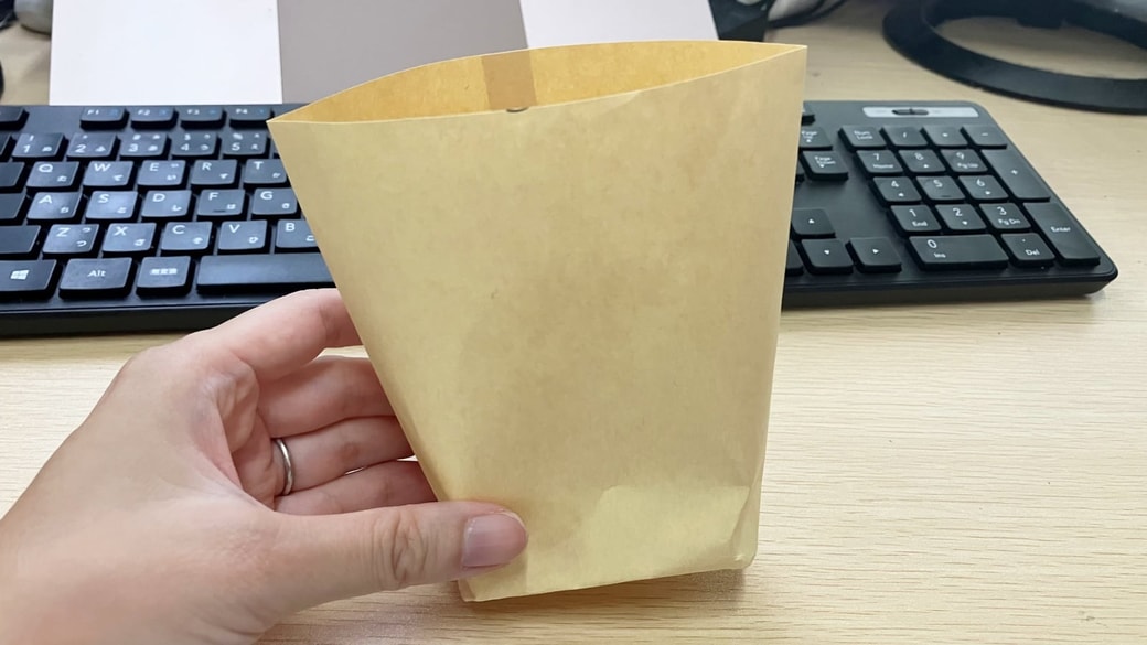 卓上ゴミ箱として活用した封筒