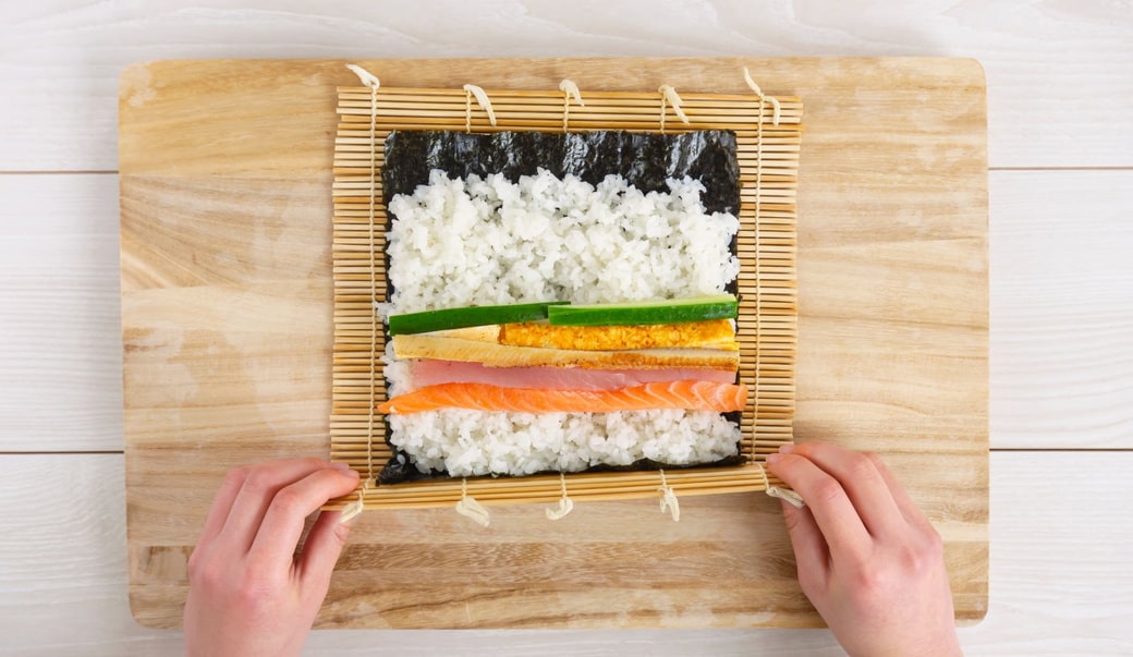 太巻きを作るところ