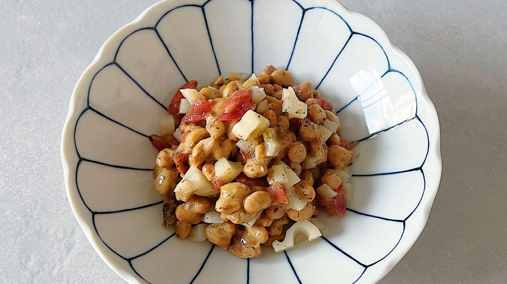 レンコンと梅の納豆和え