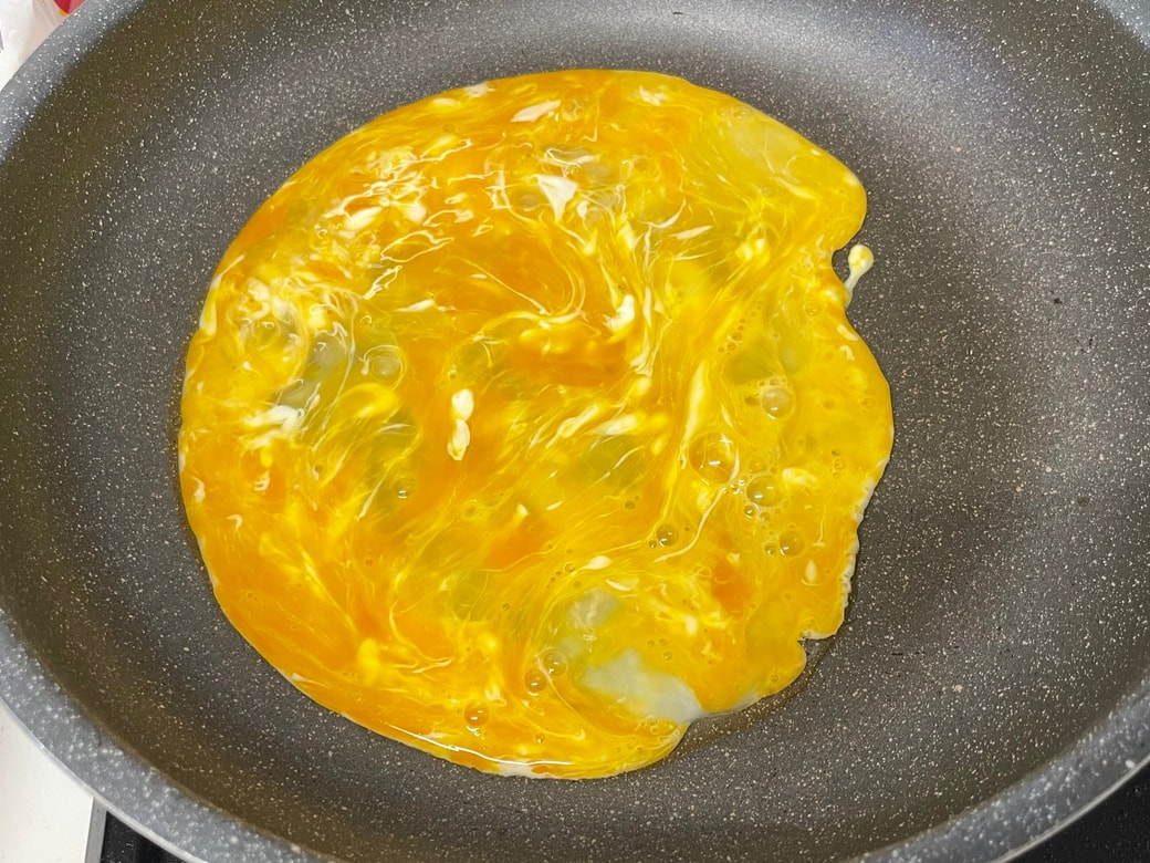 オムレツ丼