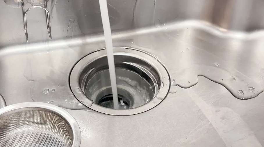 水を十分に洗い流す