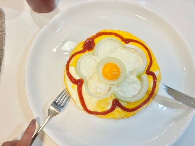 お花目玉焼き