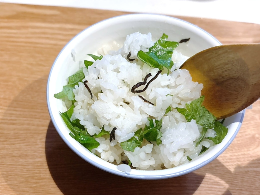 全体をスプーンで切るように混ぜる