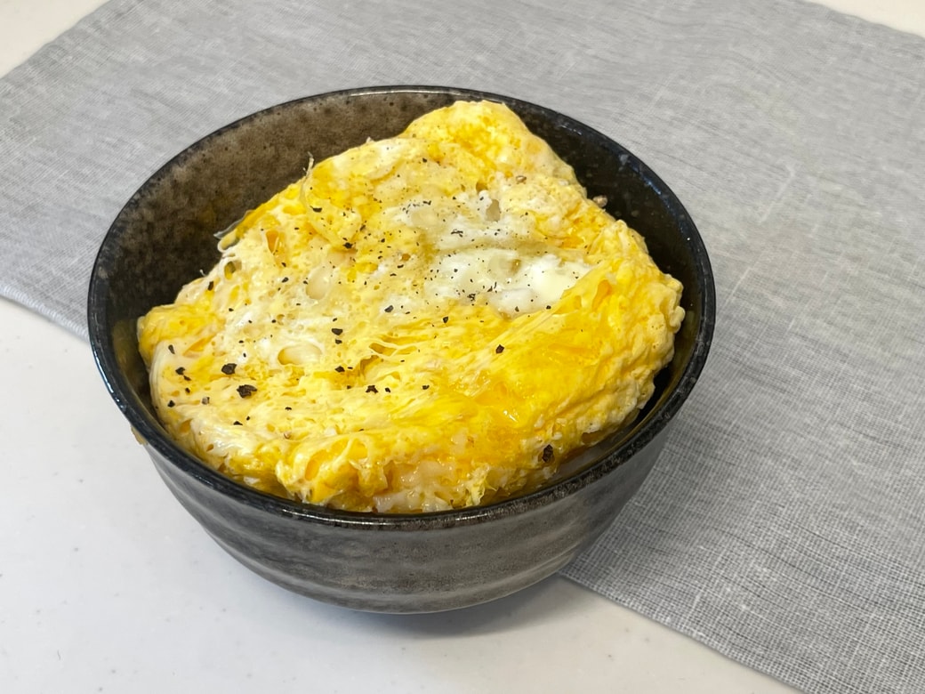 チーズオムレツ丼