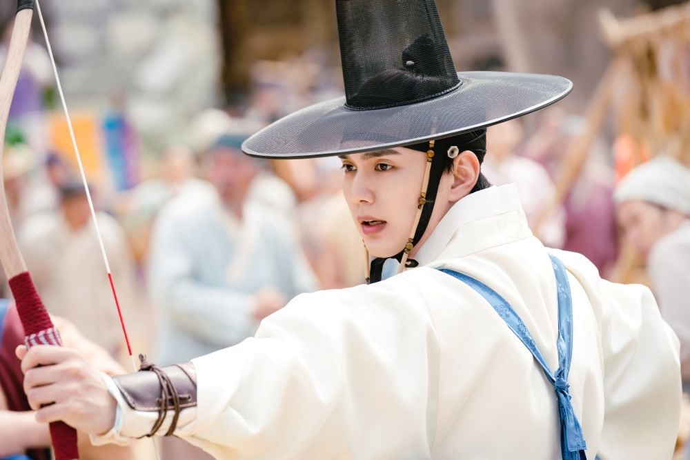 『花が咲けば、月を想い』 Licensed by KBS Media Ltd. © 2021 KBS. All rights reserved U-NEXTにて独占配信中