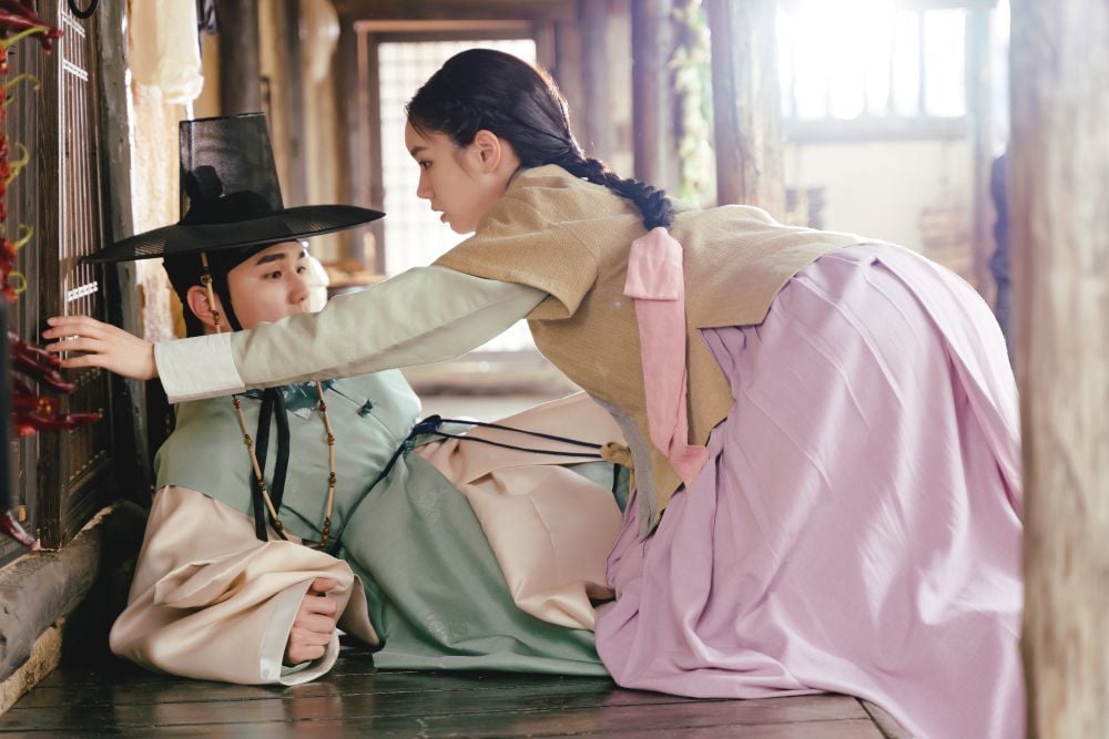 『花が咲けば、月を想い』 Licensed by KBS Media Ltd. © 2021 KBS. All rights reserved U-NEXTにて独占配信中