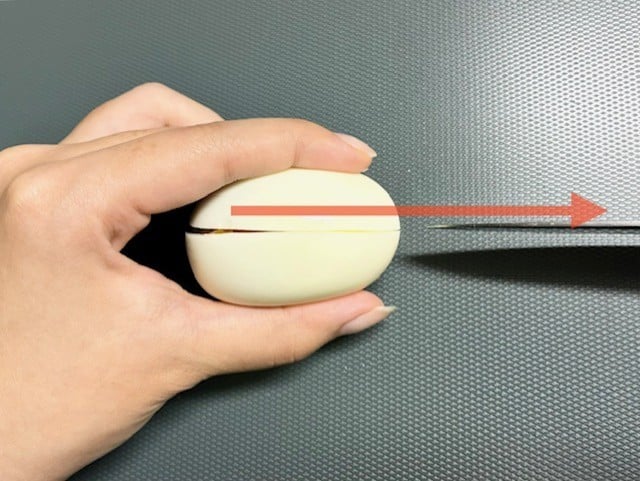 ゆで卵をカット