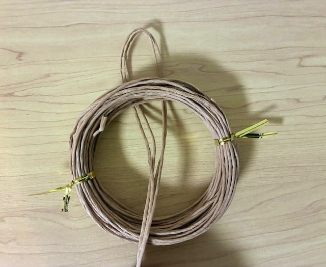 紙紐で鍋敷き作り