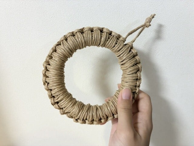 紙紐で鍋敷き作り