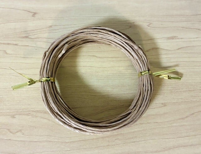 紙紐で鍋敷き作り