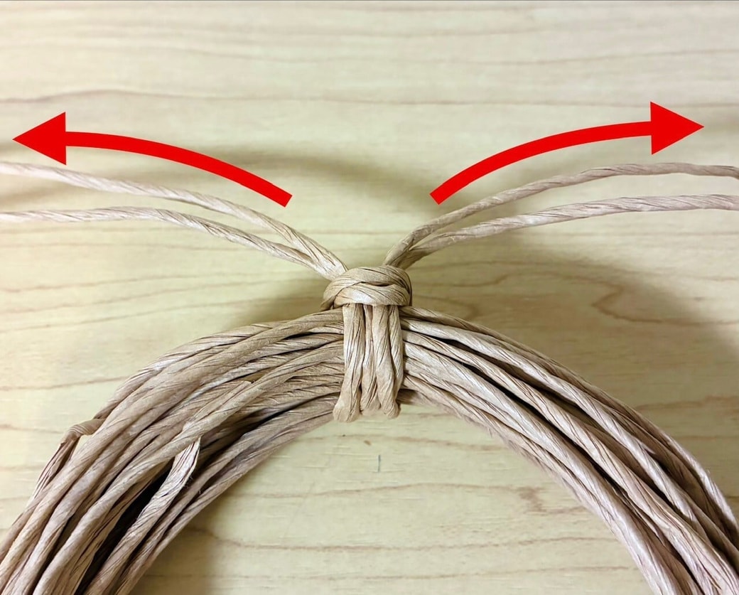 紙紐で鍋敷き作り