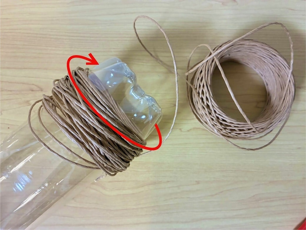 紙紐で鍋敷き作り
