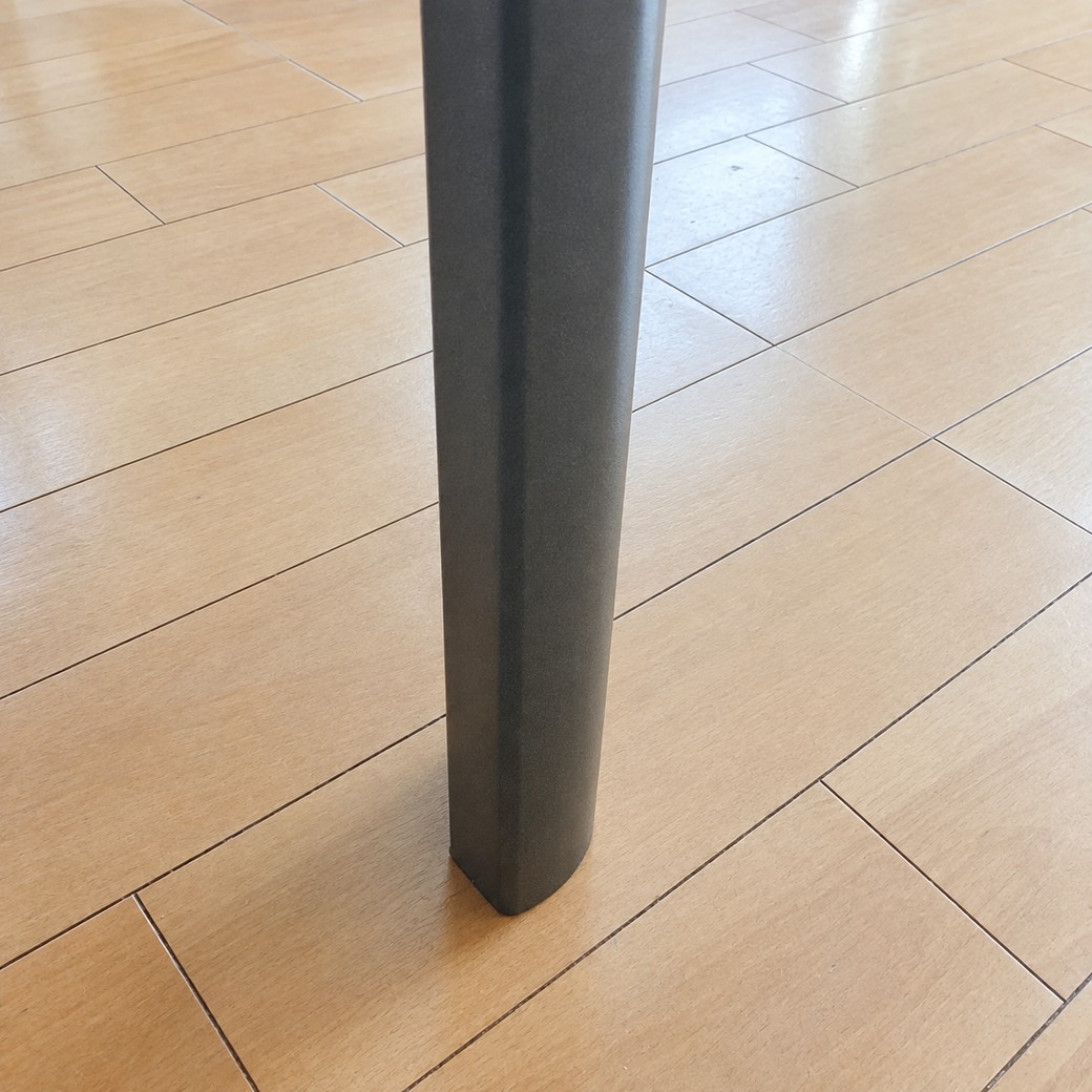 机の脚