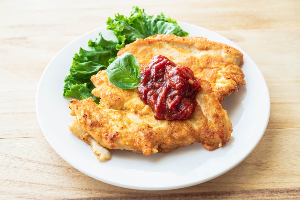 2.鶏むね肉のピカタ
