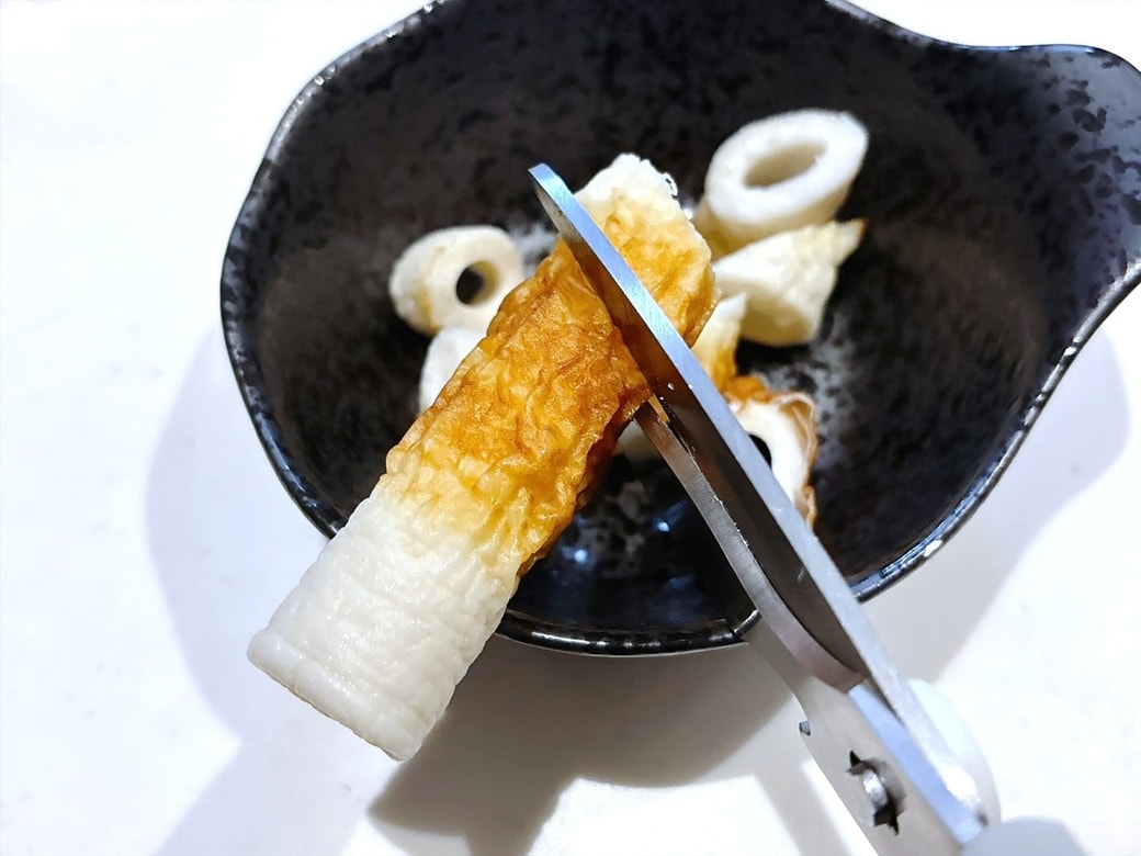 手順1．ちくわを食べやすい大きさに切る