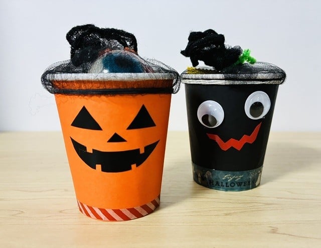 紙コップでハロウィンラッピング