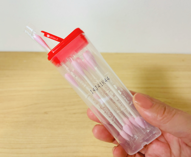 チョコベビー空き容器の活用術：個包装の綿棒ケースに